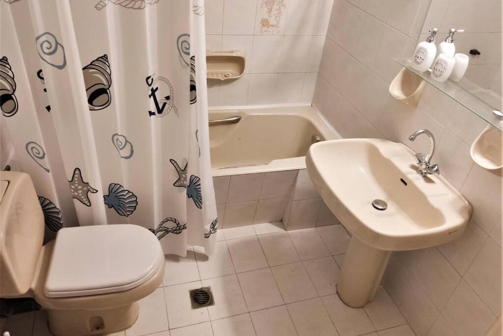 Apartment 95 M2, Center Of Sitia, Wifi, 350M Beach Екстер'єр фото
